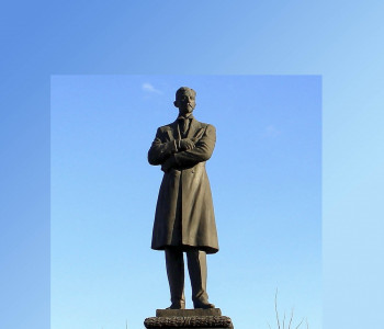 Памятник И.А. Бунину (Орёл)