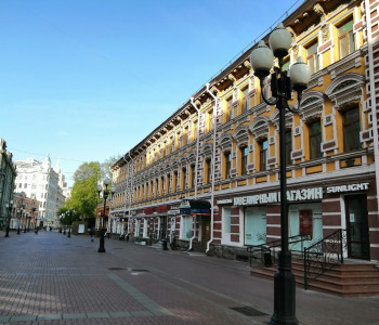 Улица Петровка, 19 